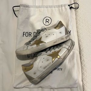Golden Goose Sneakers